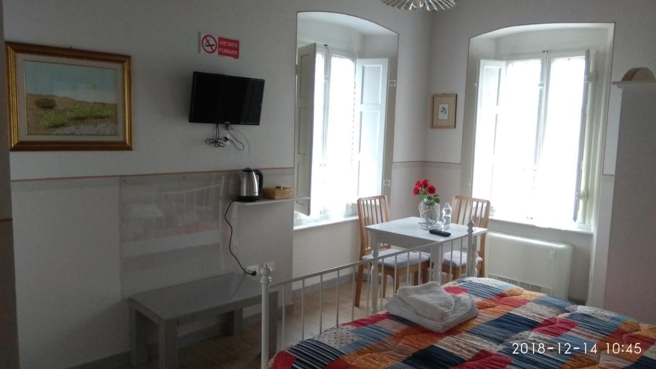 Le Rondini Di San Donato Bed & Breakfast Lucca Eksteriør bilde